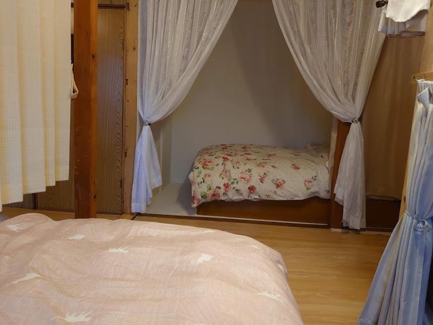 Otaru Guest House Tarune Buitenkant foto